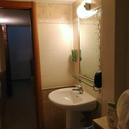 Apartment Appartamento Con Vascaidromassaggio Taranto Centro *